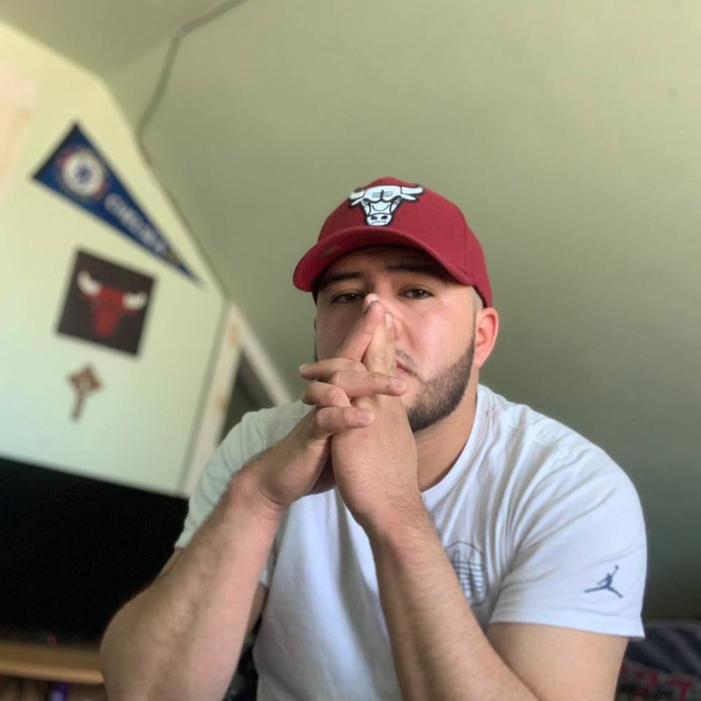 Meet your Posher, Giovanni